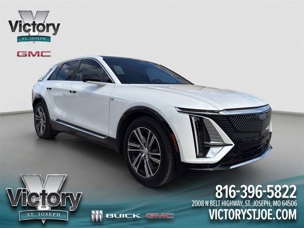 Used 2024 Cadillac Lyriq Luxury w/ LPO, Floor Liner Package
