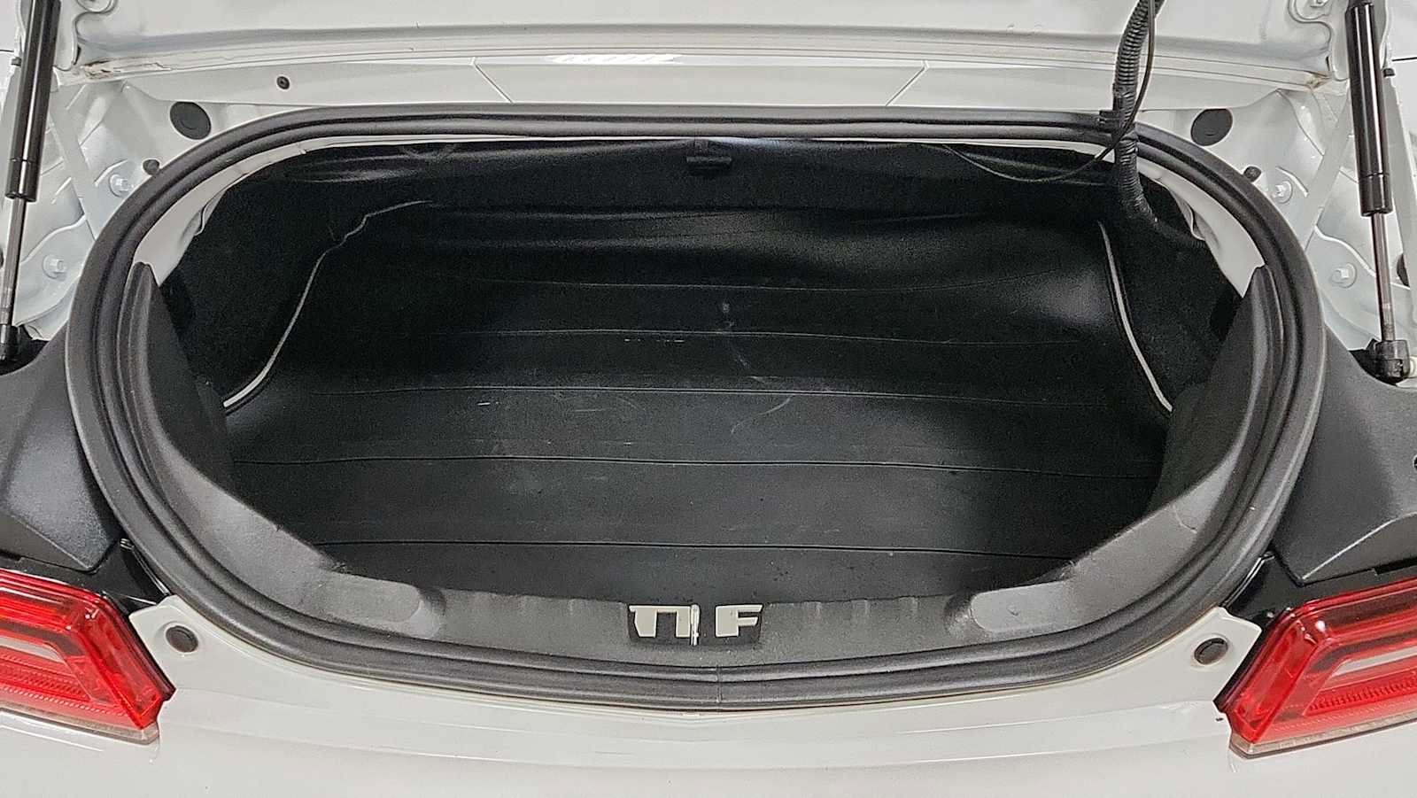 Used 2014 Chevrolet Camaro SS w/ RS Package RWD image 26