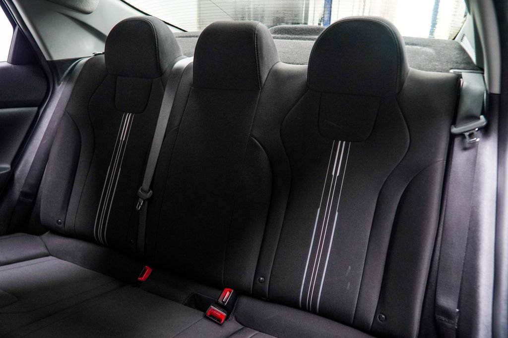 Used 2022 Hyundai Elantra SEL w/ Cargo Package FWD image 39