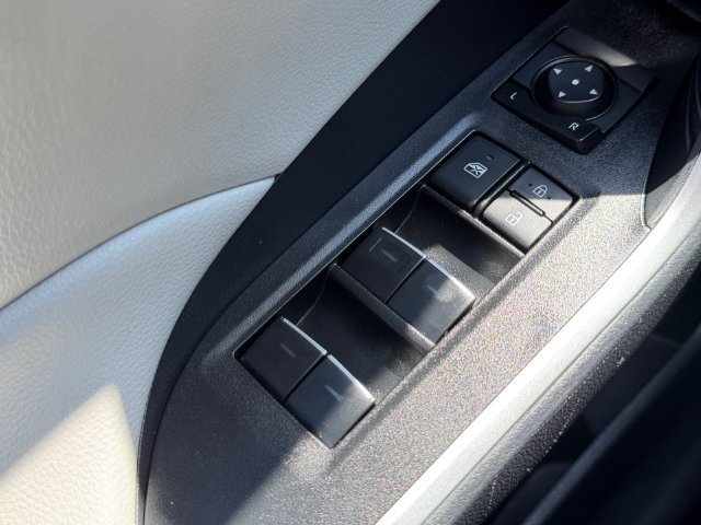 Certified 2025 Toyota RAV4 XLE FWD image 25