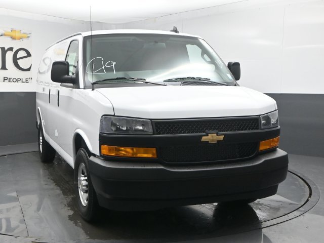 New 2027 Chevrolet Express 2500 w/ Driver Convenience Package RWD image 30