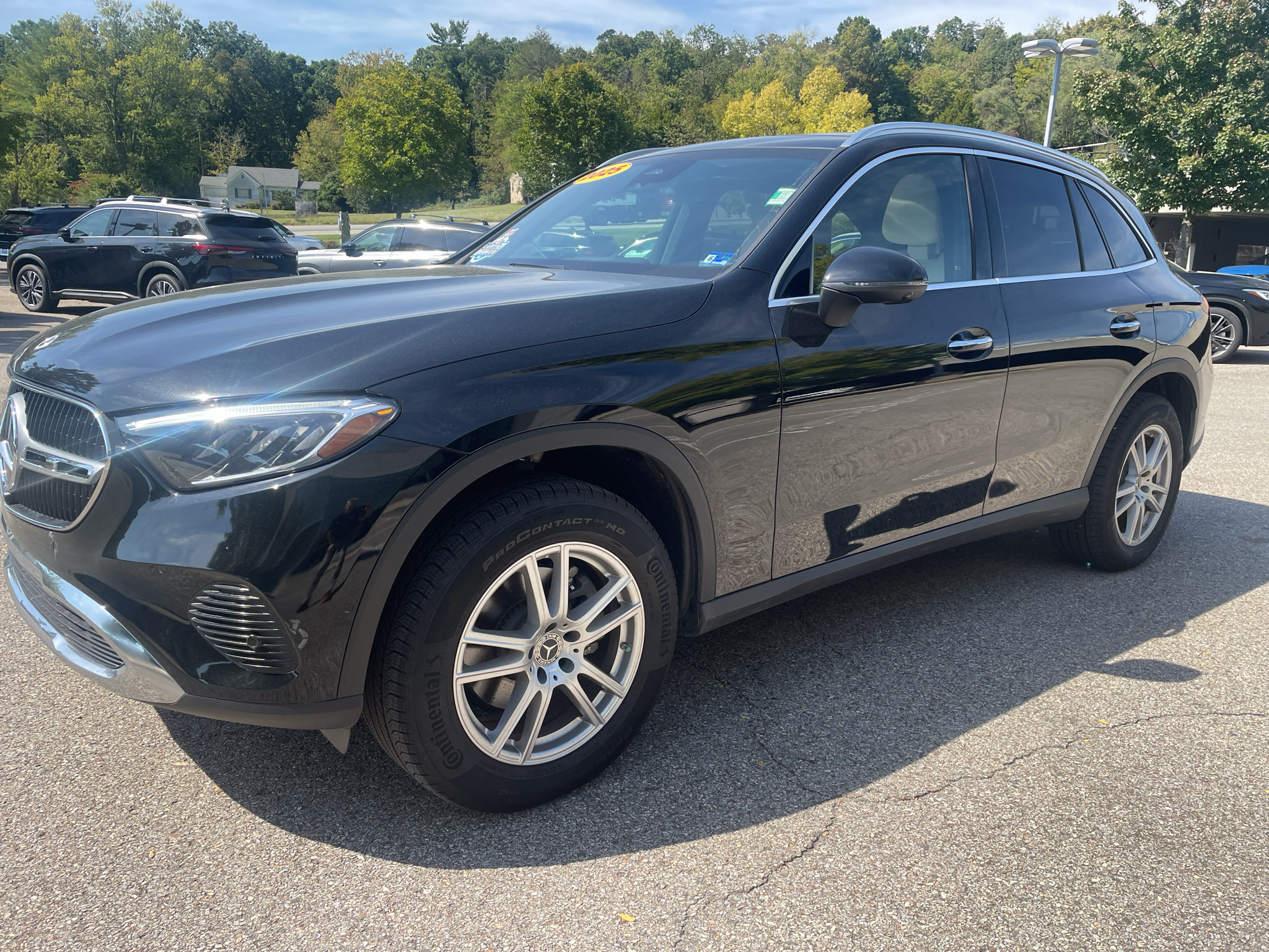 Used 2025 Mercedes-Benz GLC 300 4MATIC image 8
