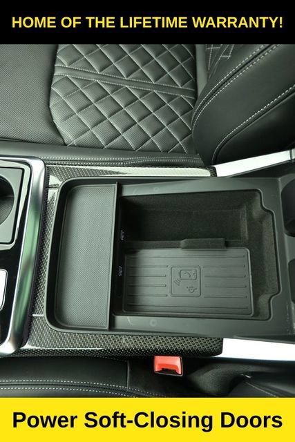 Used 2023 Audi SQ8 Prestige AWD/4WD image 31