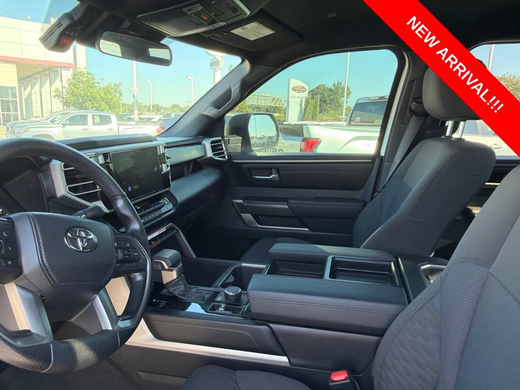 Used 2025 Toyota Tundra SR5 AWD/4WD image 7