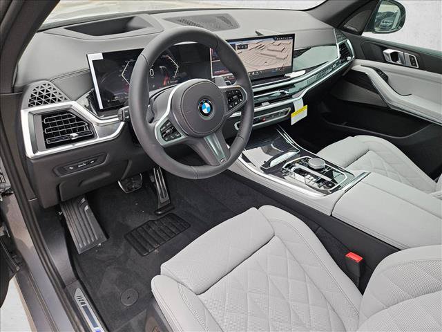 New 2026 BMW X5 sDrive40i w/ M Sport Package RWD image 3