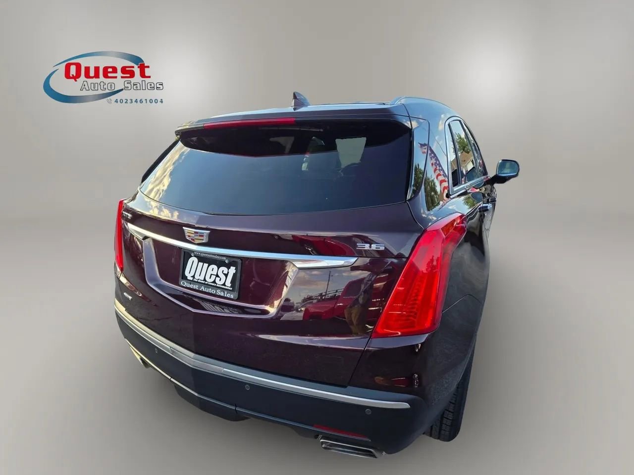 Used 2017 Cadillac XT5 Luxury w/ Driver Awareness Package AWD/4WD image 6