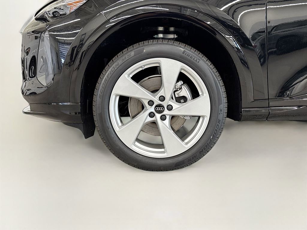 New 2025 Audi Q5 Premium Plus image 23