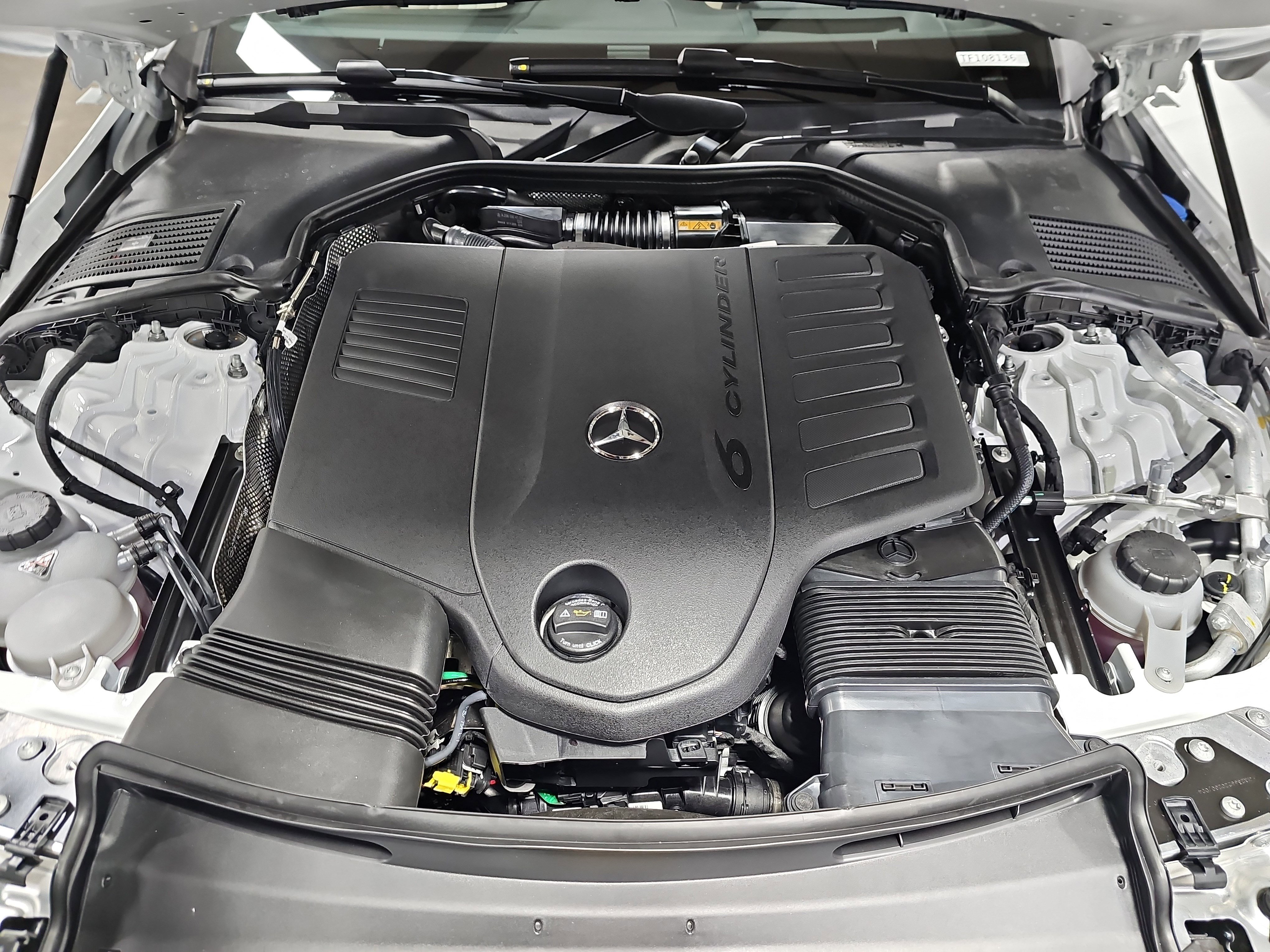 New 2026 Mercedes-Benz CLE 450 4MATIC Cabriolet image 32