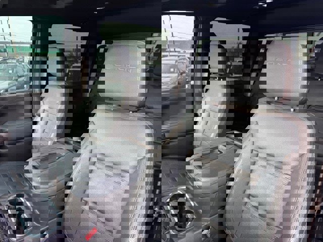 Used 2020 GMC Sierra 3500 Denali w/ Denali Ultimate Package image 19