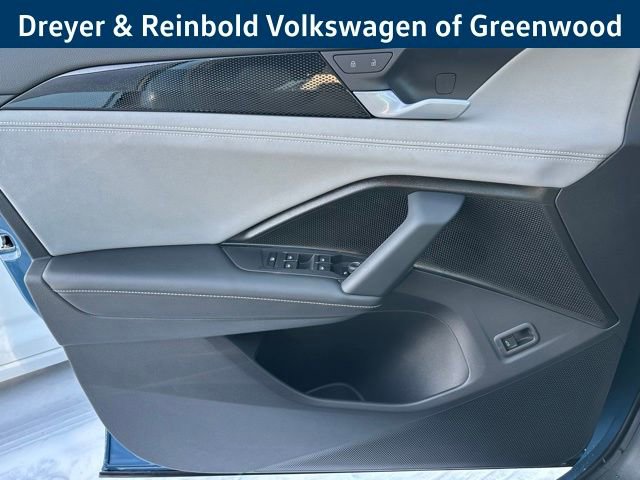 New 2026 Volkswagen Tiguan SE R-Line image 21