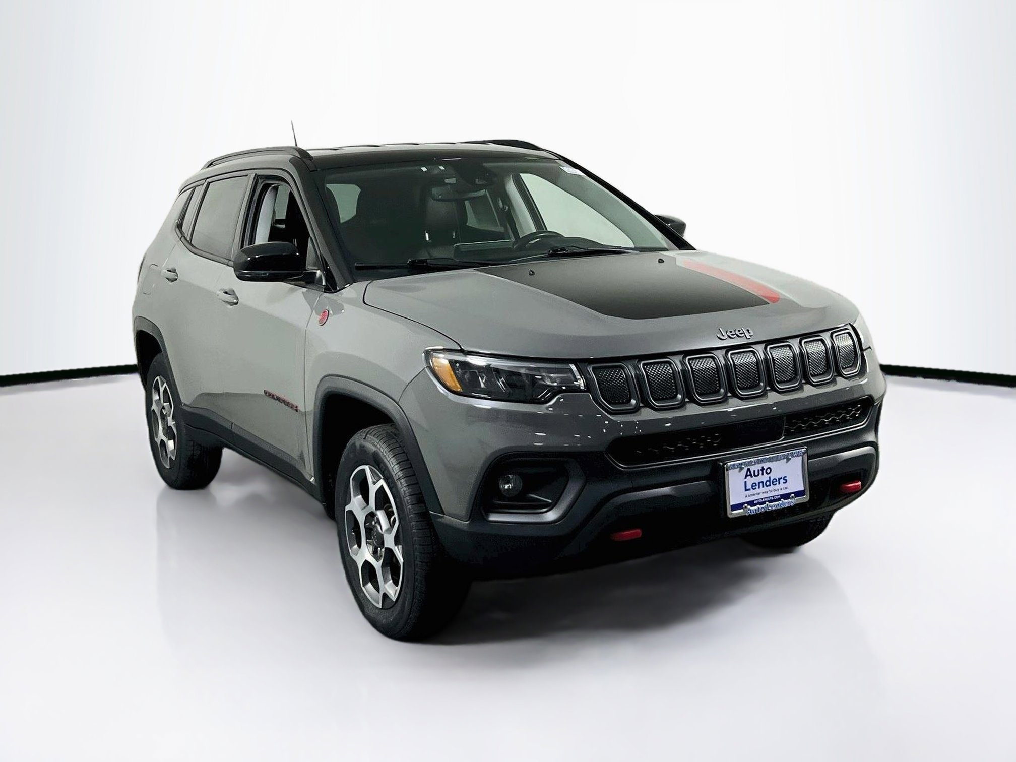 Used 2022 Jeep Compass Trailhawk w/ Trailhawk Convenience Group AWD/4WD image 3