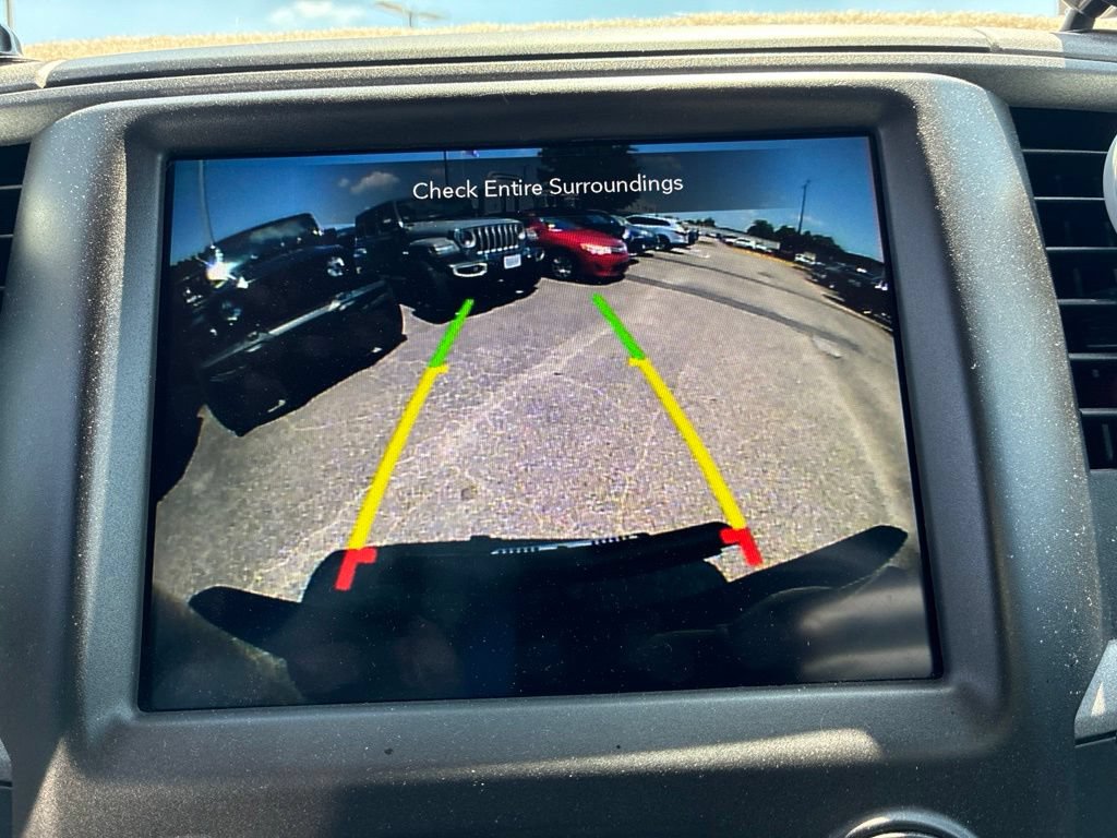 Used 2018 RAM 1500 Express w/ Black Ram 1500 Express Group AWD/4WD image 19