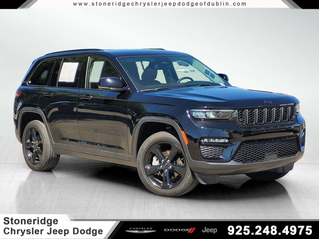 Used 2023 Jeep Grand Cherokee Limited w/ Black Appearance Package