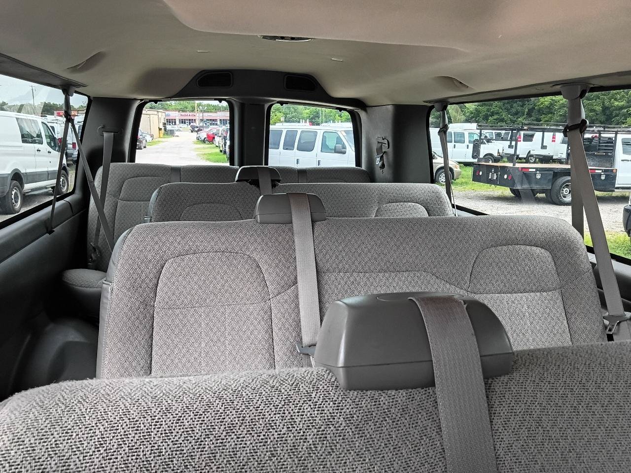 Used 2014 GMC Savana 3500 LS w/ Chrome Appearance Package RWD image 24