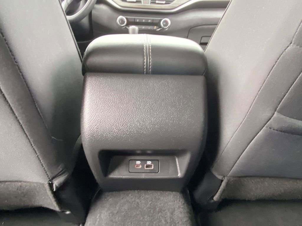 Used 2024 Nissan Altima 2.5 SV image 10