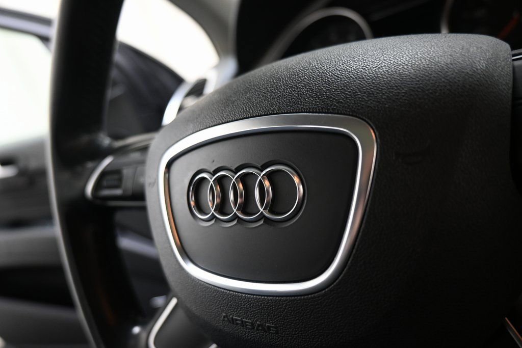 Used 2015 Audi Q7 3.0T Premium Plus image 29