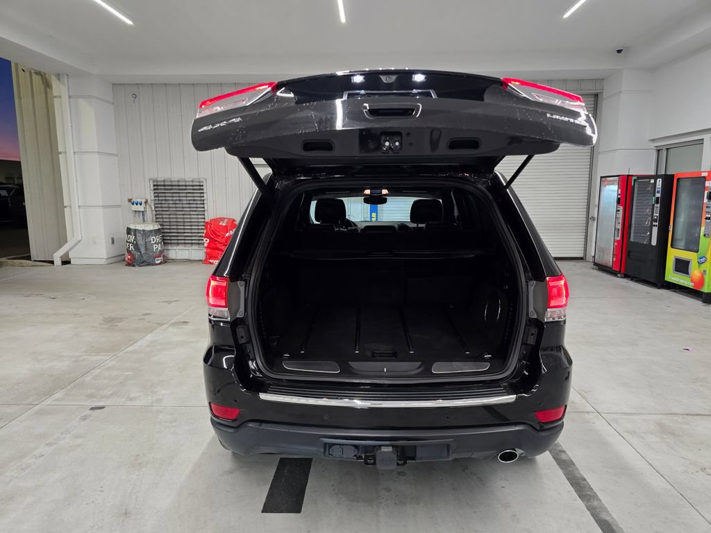 Used 2017 Jeep Grand Cherokee Limited w/ Trailer Tow Group IV AWD/4WD image 41