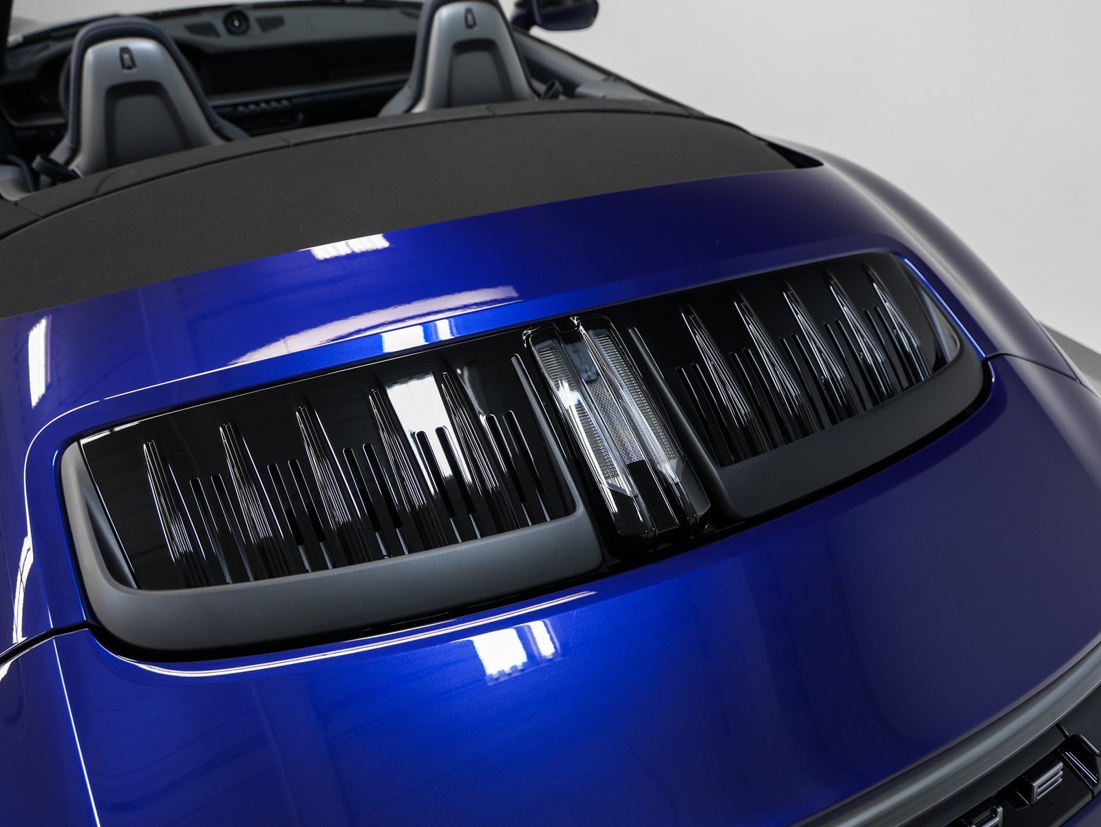 Used 2025 Porsche 911 Carrera image 20