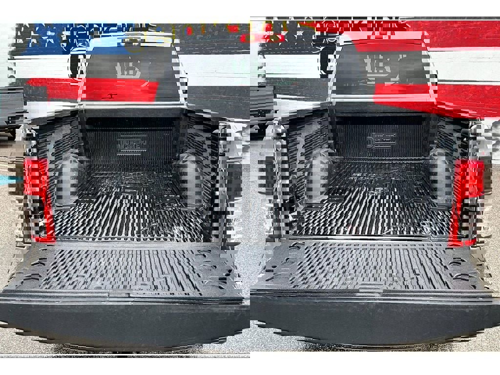 Used 2024 RAM 2500 Big Horn image 31