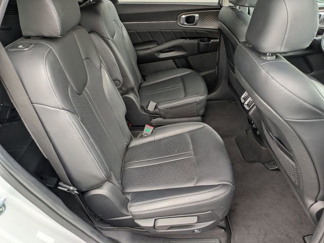 Used 2022 Kia Sorento SX image 29