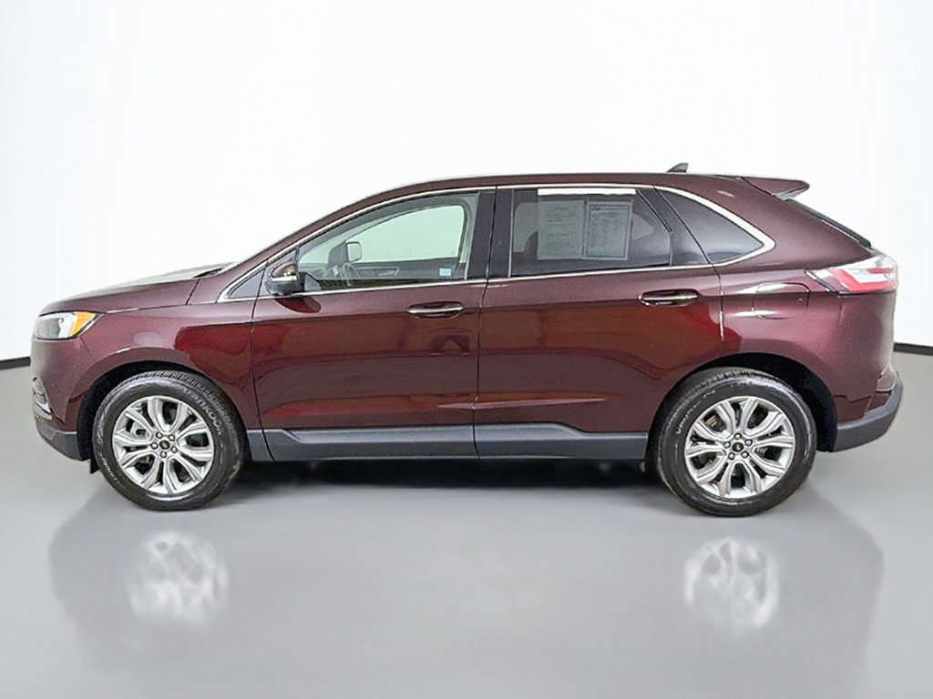 Used 2023 Ford Edge Titanium AWD/4WD image 16