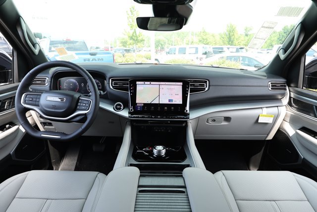 New 2026 Jeep Grand Wagoneer L Limited w/ Rear Seat Video Group I AWD/4WD image 36