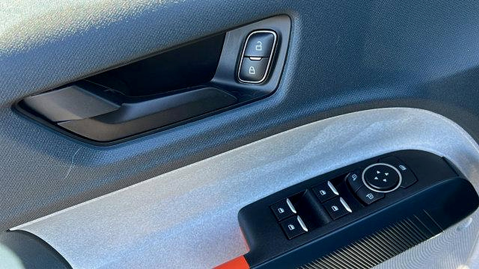 Used 2023 Ford Maverick XLT w/ Equipment Group 300A Standard image 15