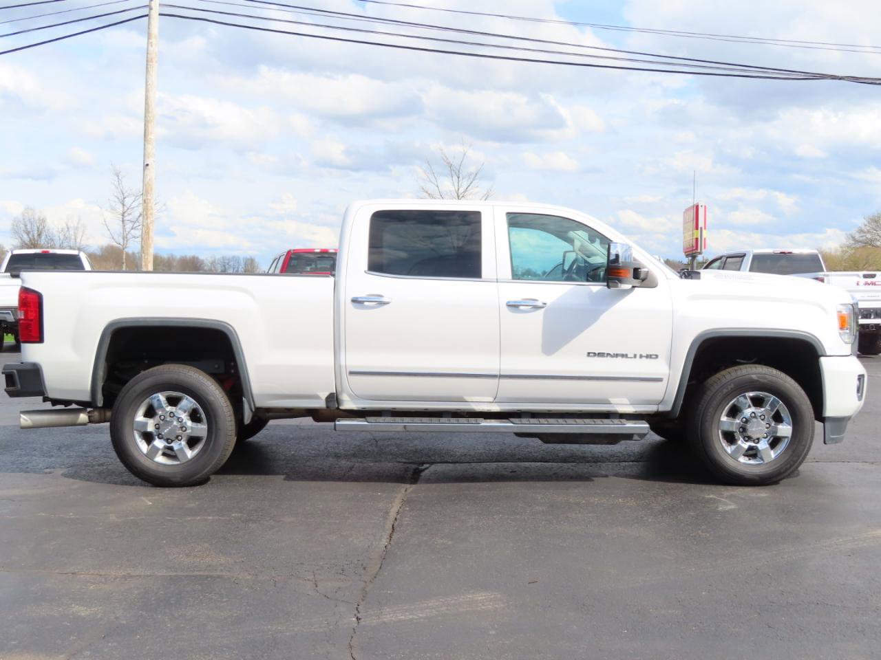 Used 2019 GMC Sierra 3500 Denali w/ Duramax Plus Package image 7
