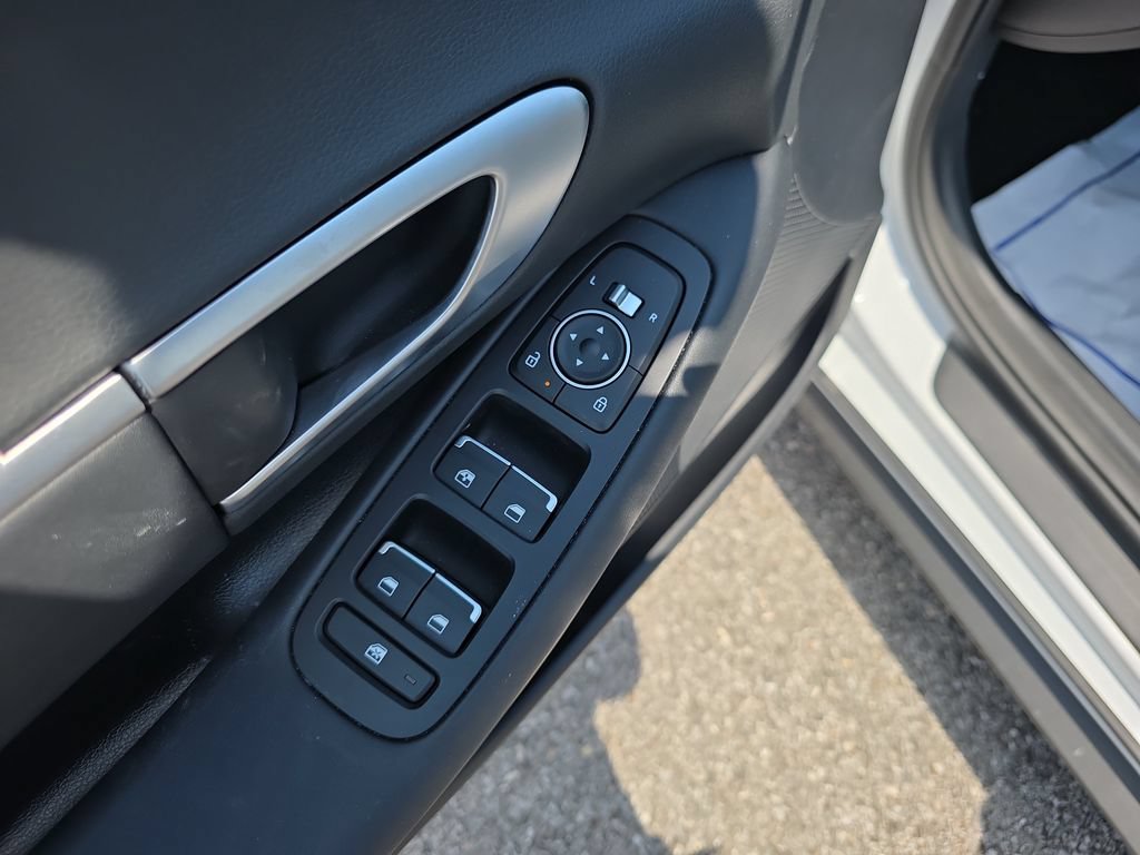 New 2026 Hyundai Sonata Blue FWD image 18