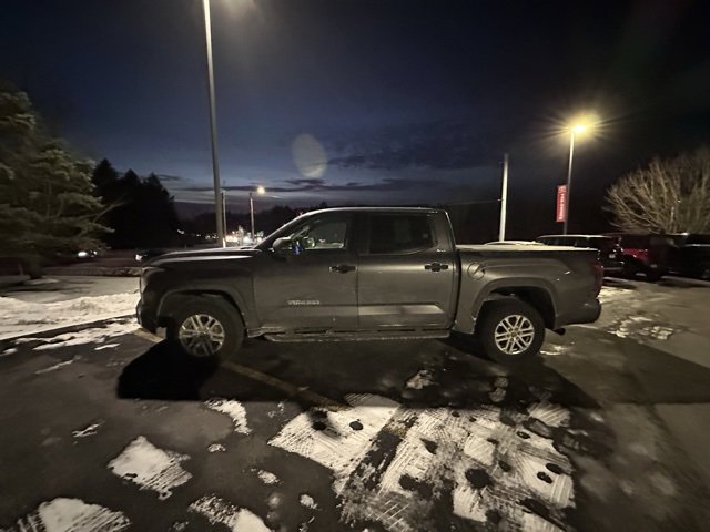 Used 2023 Toyota Tundra SR5 image 6