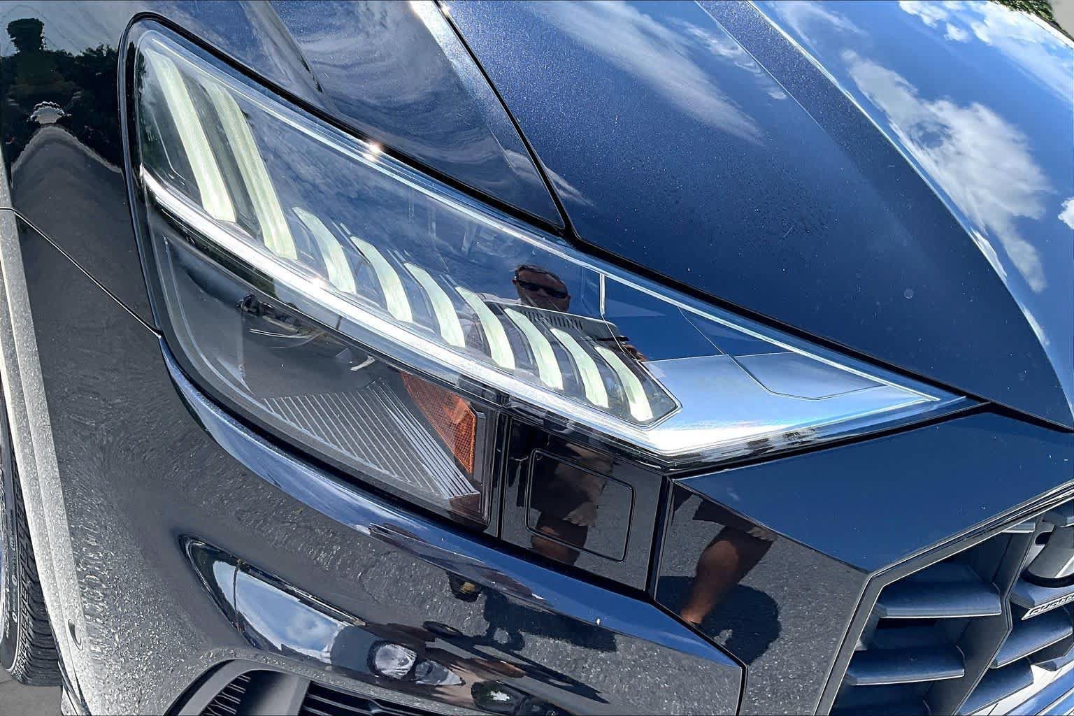 Used 2019 Audi Q8 Prestige AWD/4WD image 28