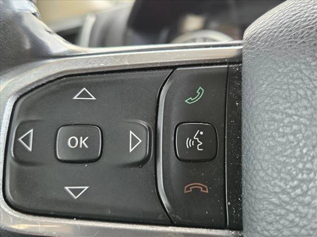 Used 2020 RAM 1500 Laramie w/ Off Road Group AWD/4WD image 16