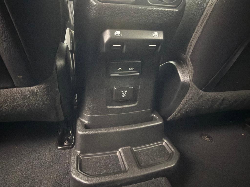 Used 2018 Jeep Wrangler Unlimited Sahara w/ Dual Top Group image 49