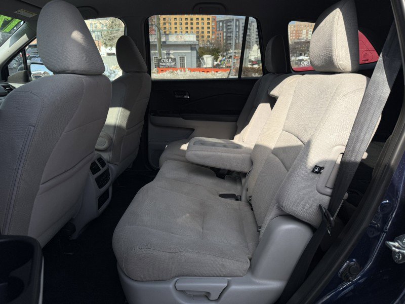 Used 2017 Honda Pilot EX image 32