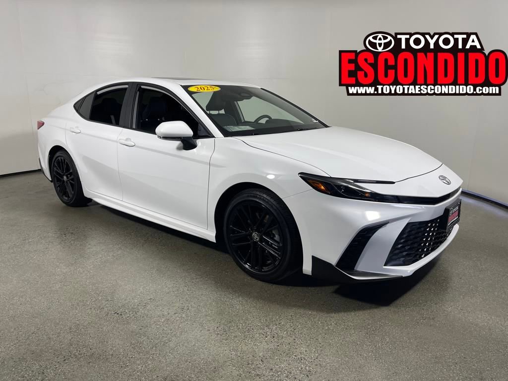 Used 2025 Toyota Camry SE