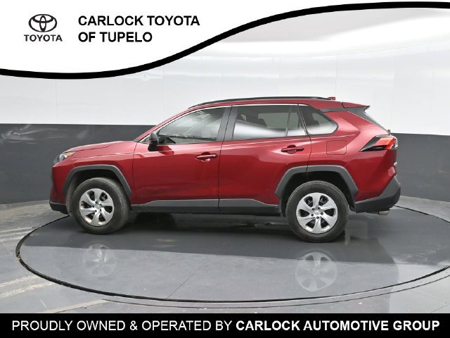 Used 2019 Toyota RAV4 LE FWD image 10