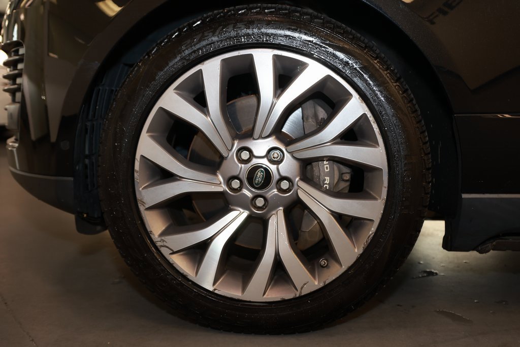 Used 2019 Land Rover Range Rover HSE image 23