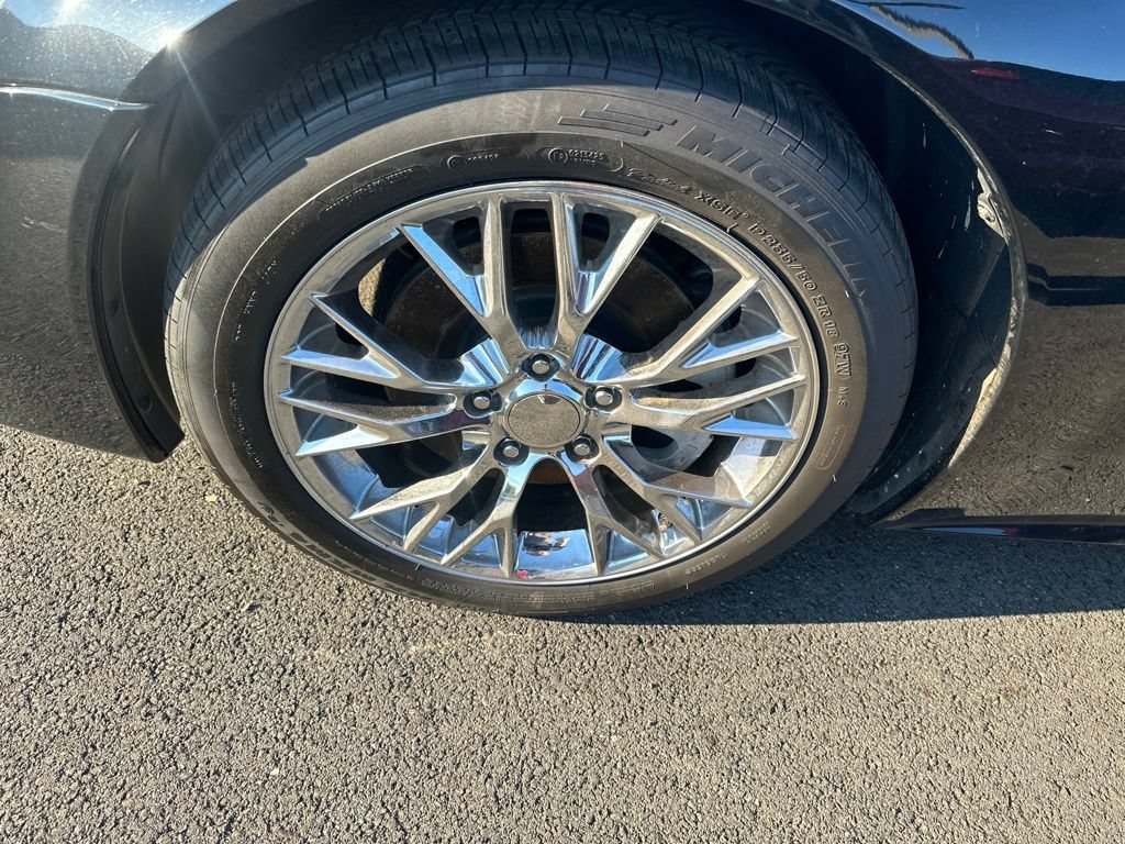 Used 2005 Cadillac XLR RWD image 4