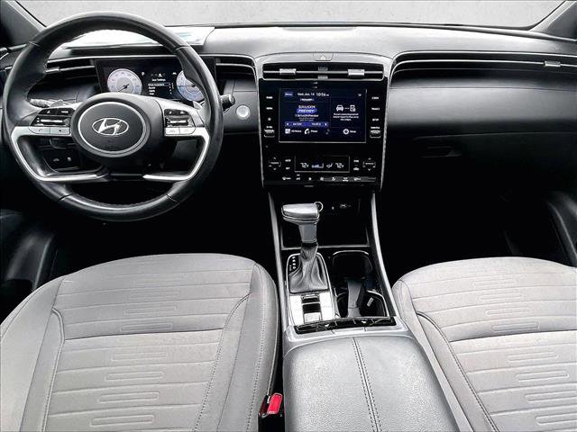 Used 2022 Hyundai Santa Cruz SEL Premium image 16