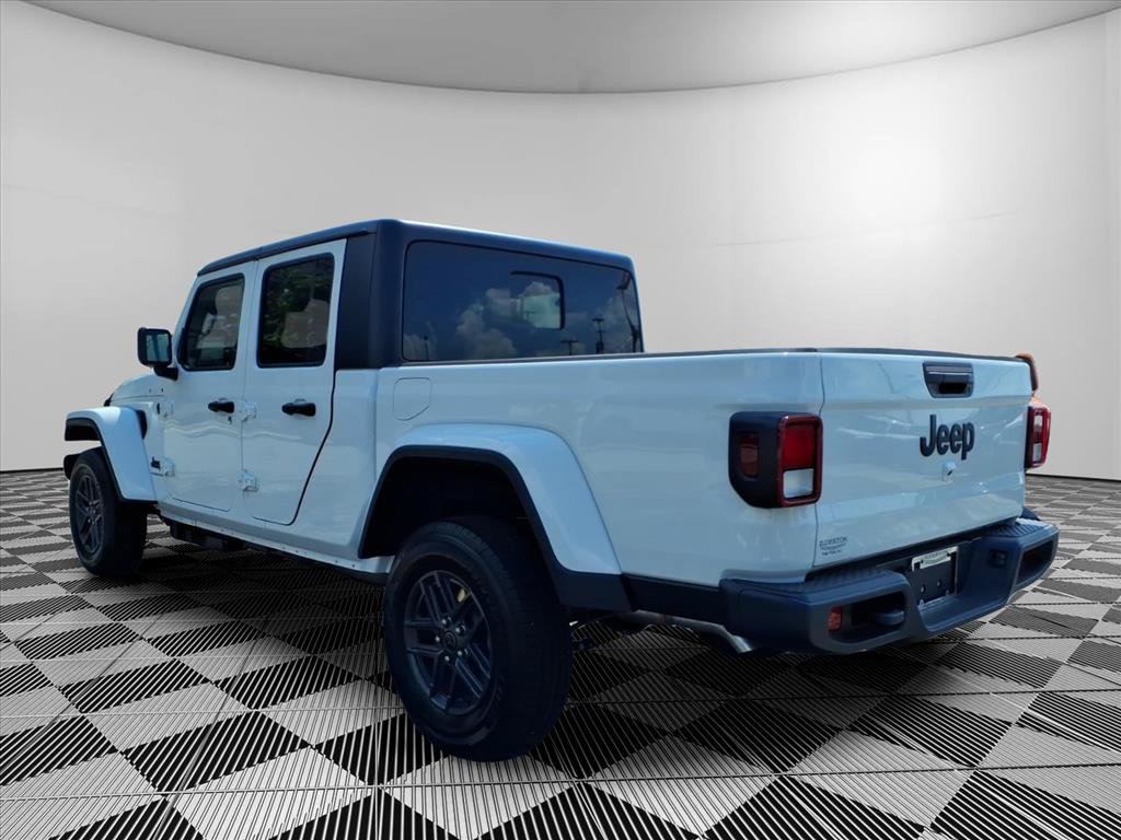 New 2026 Jeep Gladiator Sport AWD/4WD image 20