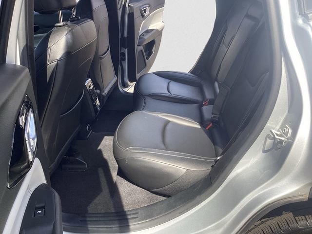 Certified 2025 Jeep Compass Limited AWD/4WD image 13