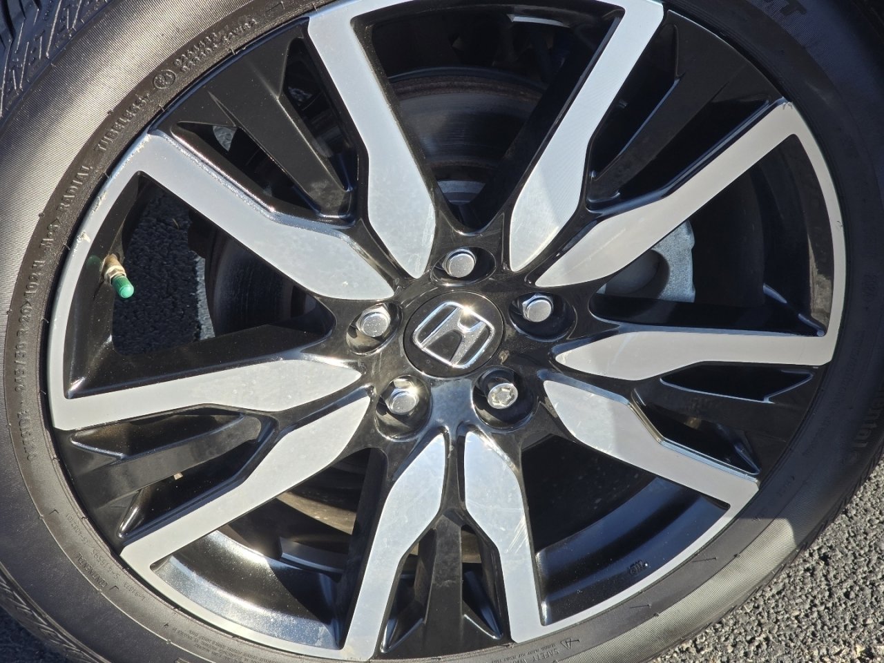 Used 2022 Honda Pilot Touring image 14