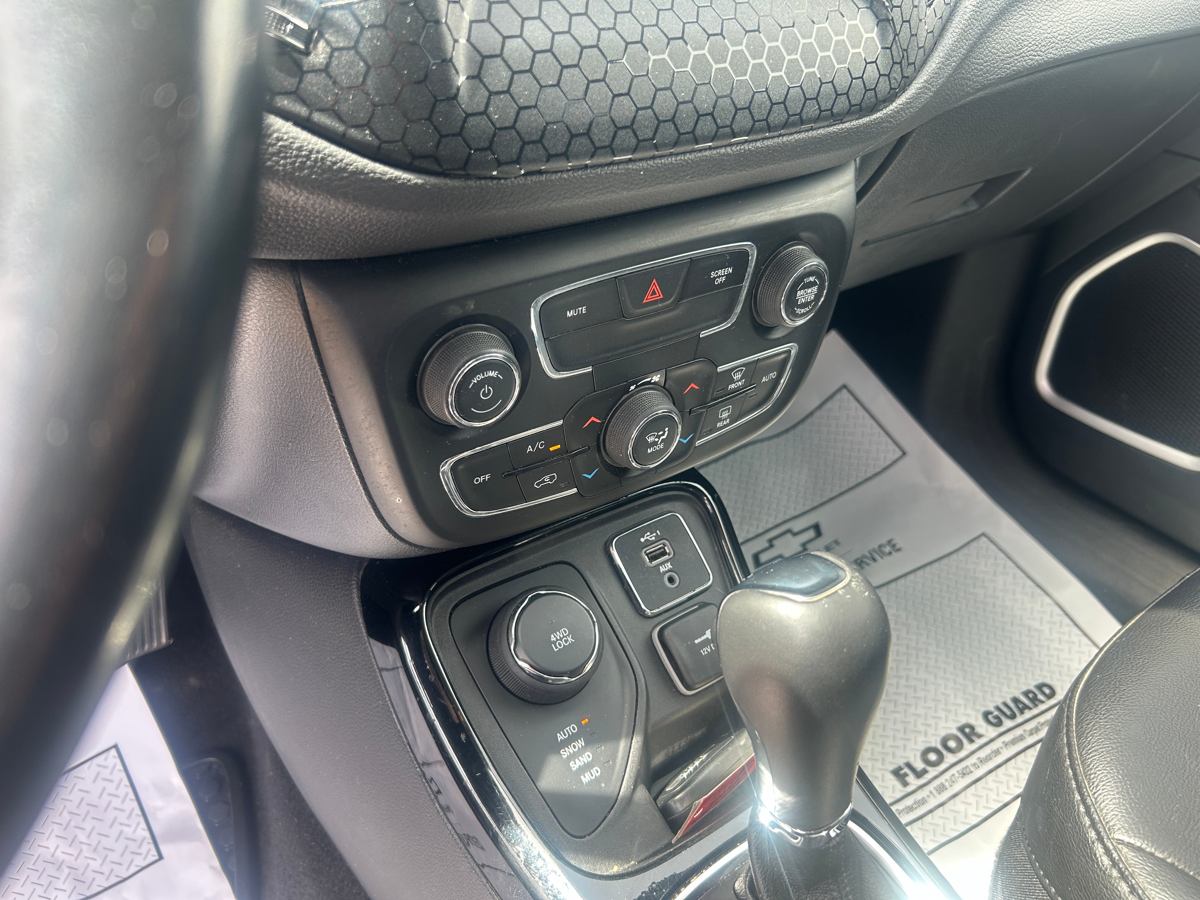 Used 2021 Jeep Compass Latitude AWD/4WD image 22