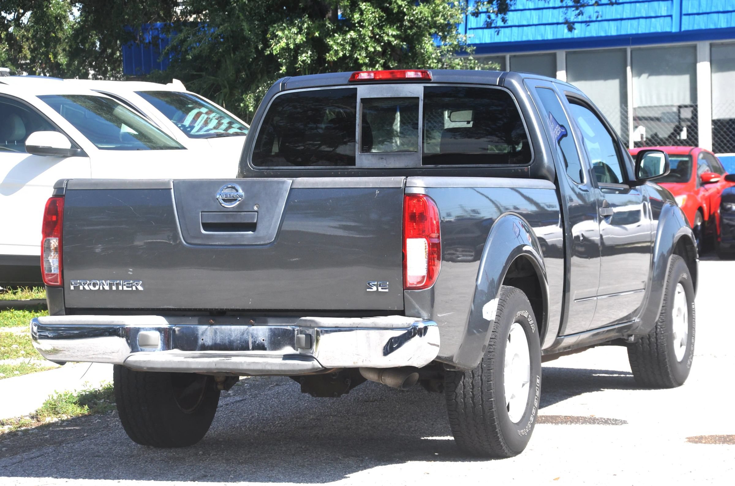 Used 2006 Nissan Frontier SE w/ (P01) Power Pkg RWD image 6