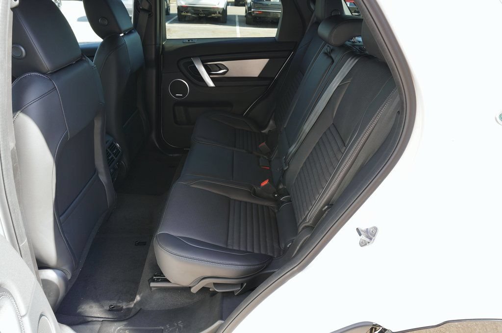 Certified 2026 Land Rover Discovery Sport Landmark AWD/4WD image 28