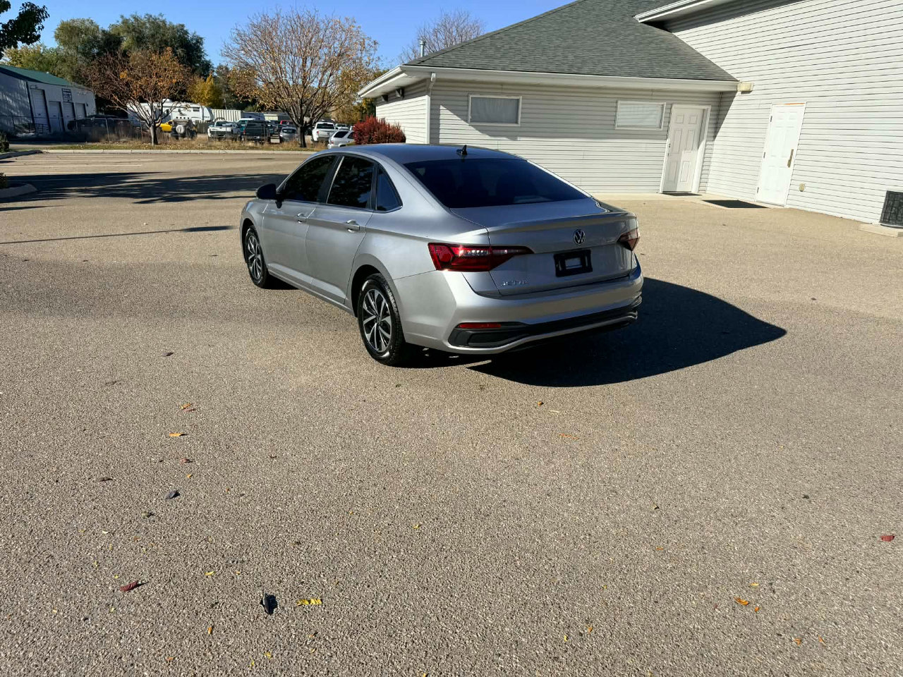 Used 2022 Volkswagen Jetta S image 3