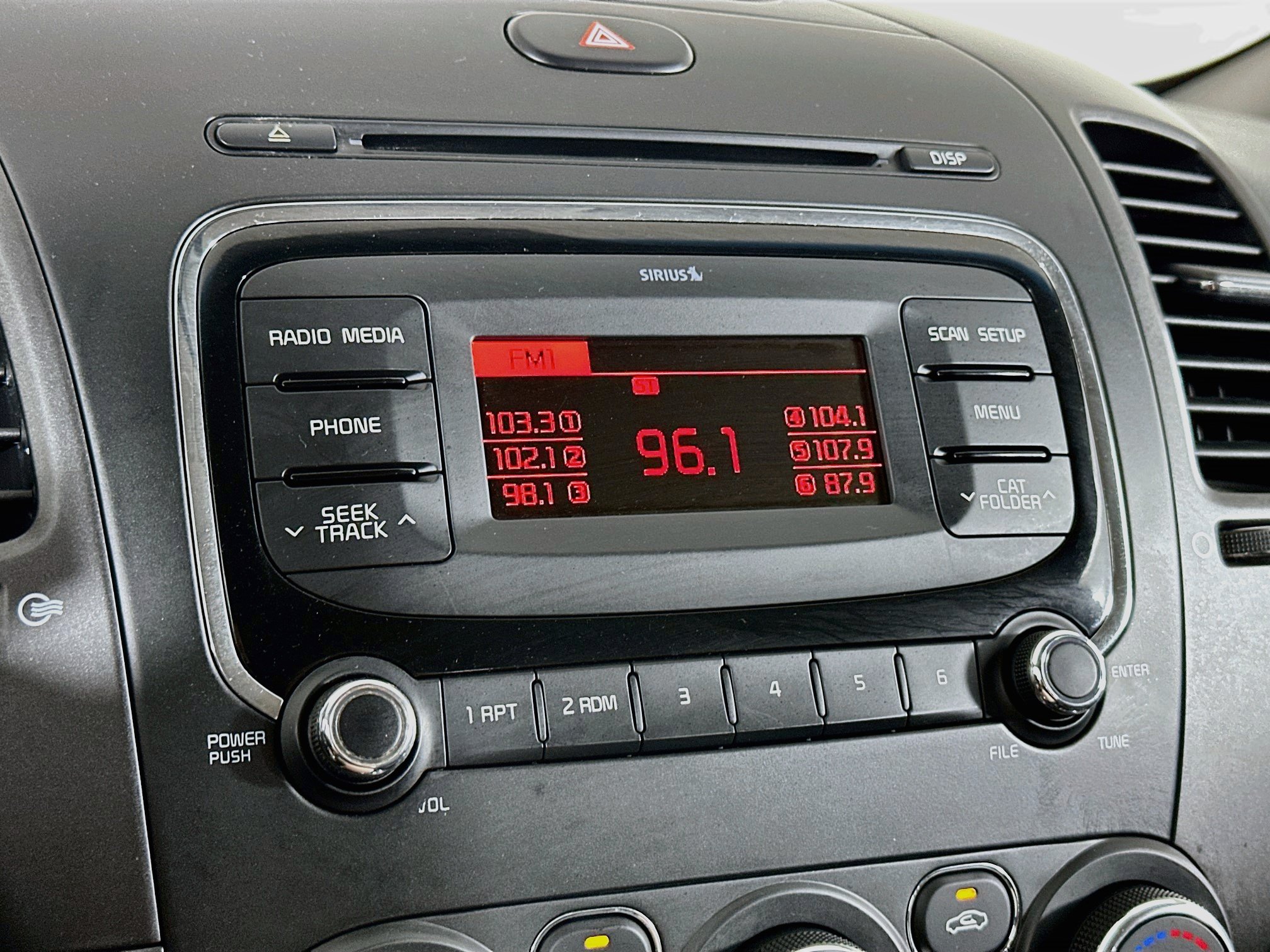 Used 2017 Kia Forte LX FWD image 21