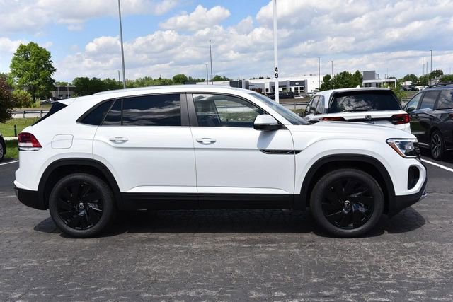 New 2026 Volkswagen Atlas Cross Sport SE AWD/4WD image 5