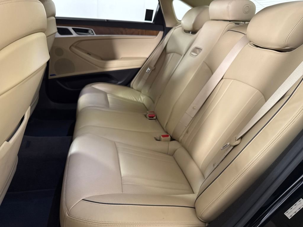 Used 2017 Genesis G80 3.8 w/ Option Group 03 image 13