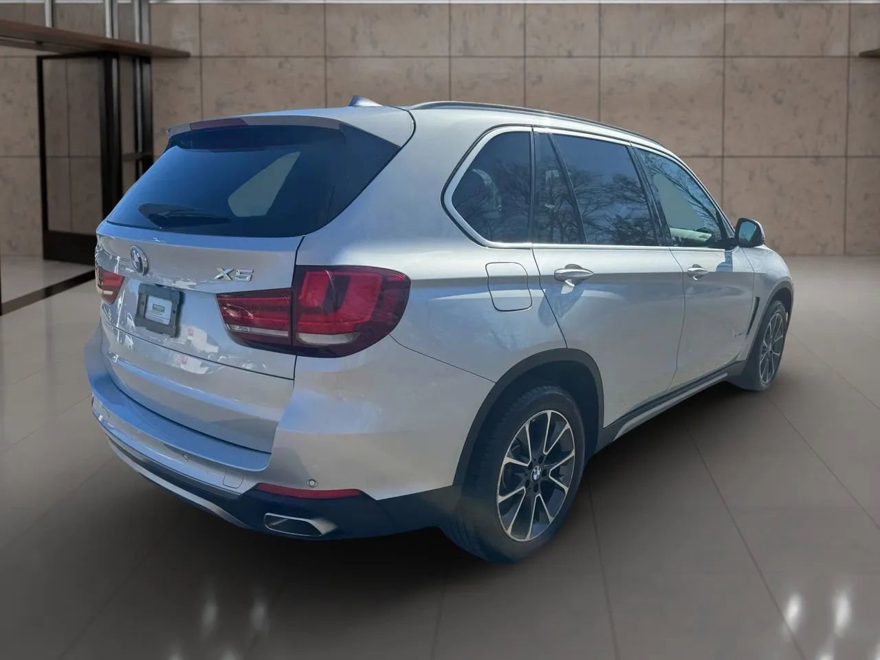 Used 2018 BMW X5 sDrive35i image 6